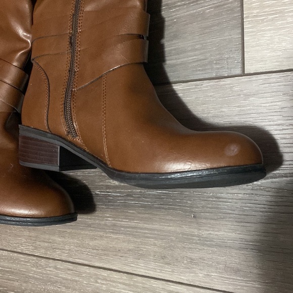 NWT! Arizona Brown‎ Leather Knee-High Boots - Picture 2 of 5